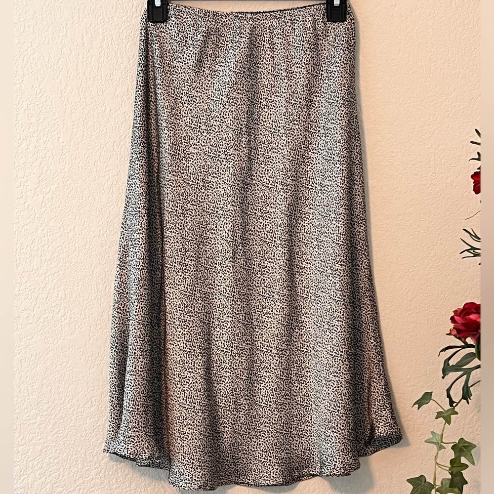 Sienna Sky silk feel skirt